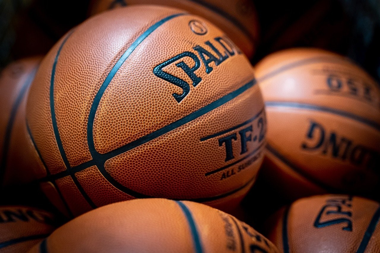 Exploring Different Types of Basketball Skill Camps